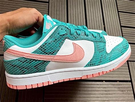 dunk low teal snakeskin